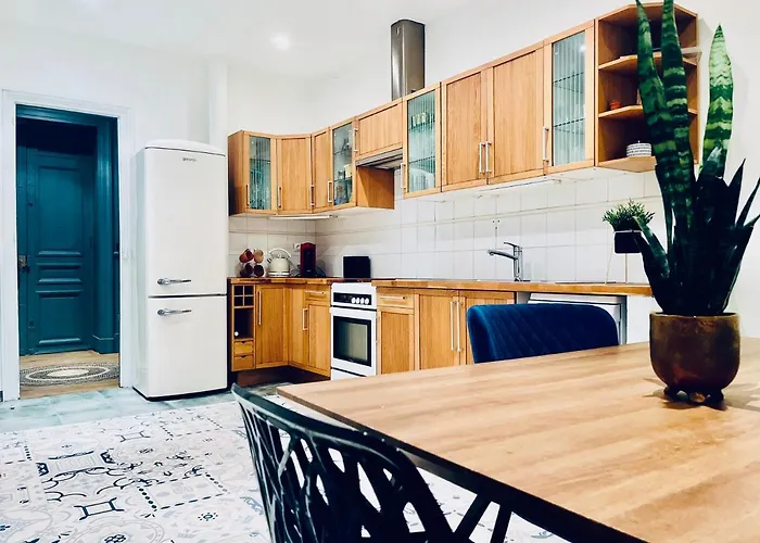 Luxury Place In Le Marais - Central Paris