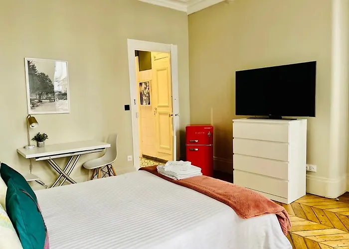 Luxury Place In Le Marais - Central Paris