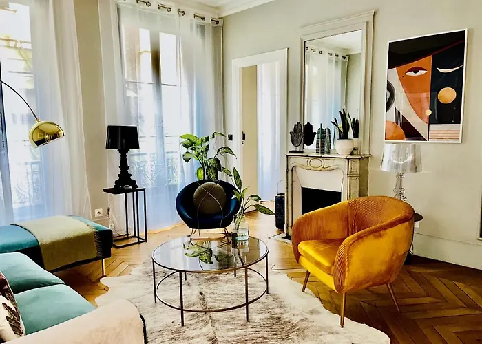 Luxury Place In Le Marais - Central Paris
